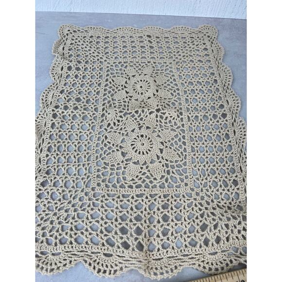 Vintage Beige Handmade Crochet Scalloped Trim Rectangular Tablecloth - 17" x 12" - Picture 5 of 6